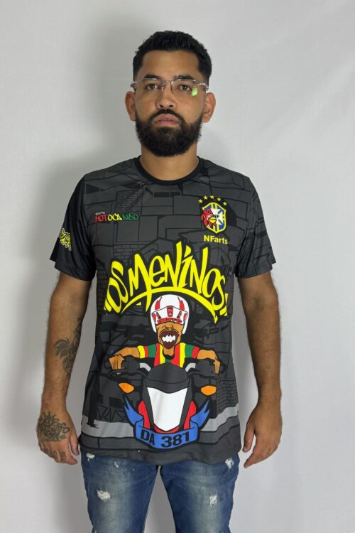 Camiseta OsMeninosDa381 Cinza escuro